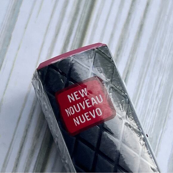 Revlon Makeup Beauty Lipstick Carnation 025 - Picture 8 of 8